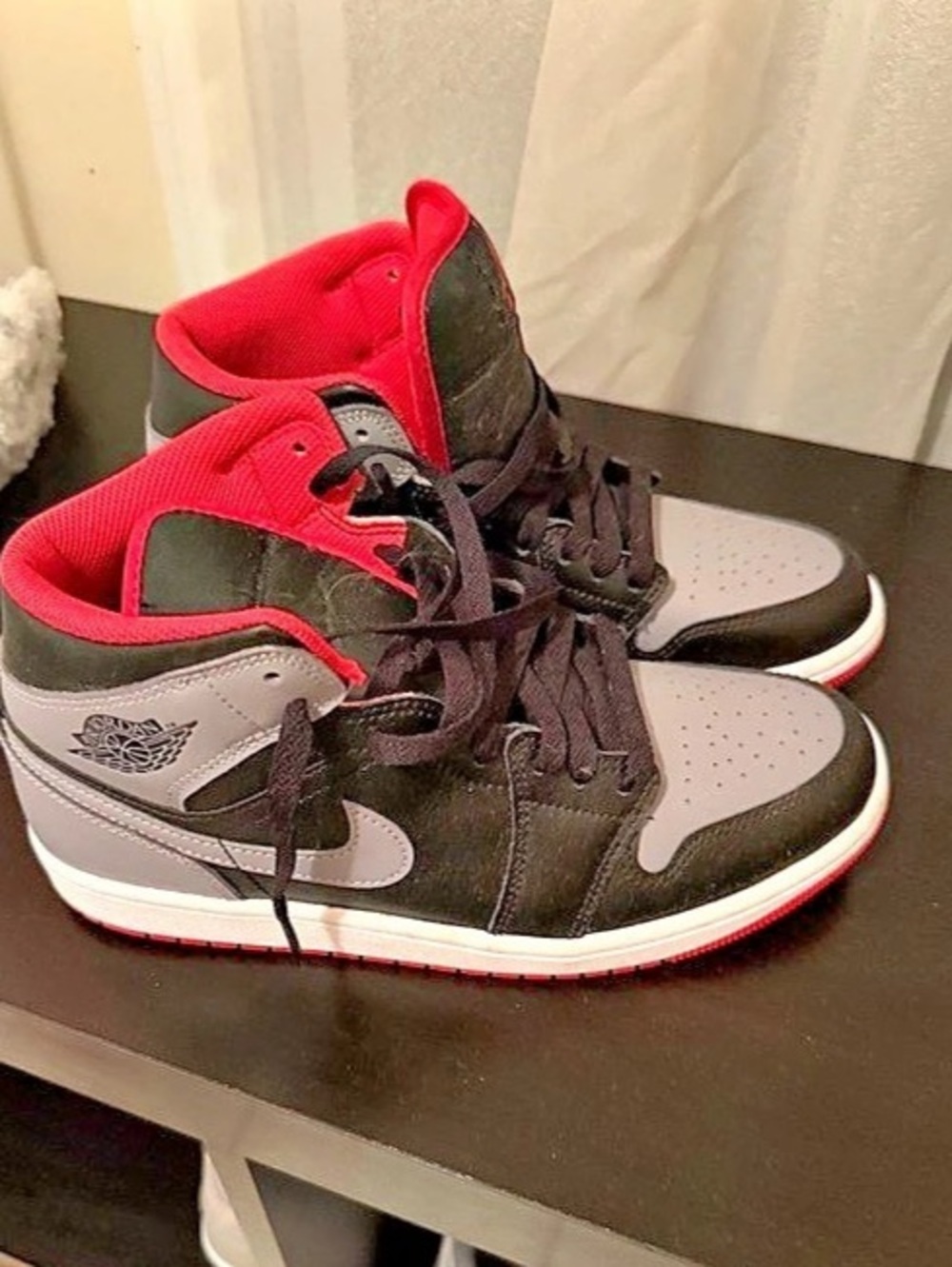 Jordan Air Jordan 1 Mid "Black Particle Grey Gym Red" Black & Red Sneakers